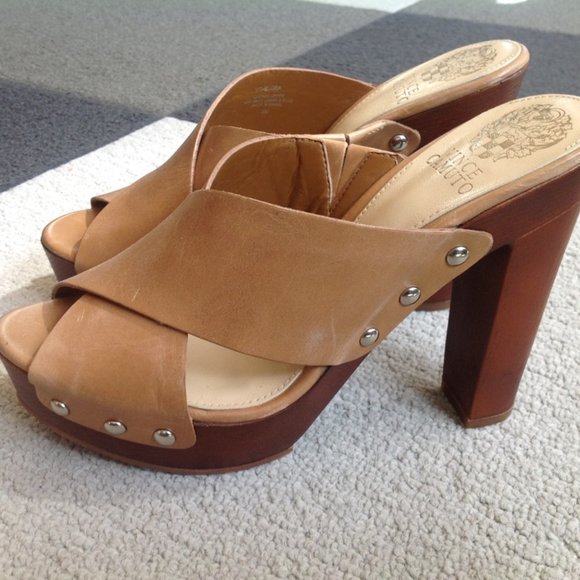 Vince Cumto, Elora Platform, Tan Leather Peep Toe, Studded Heels - Picture 6 of 7